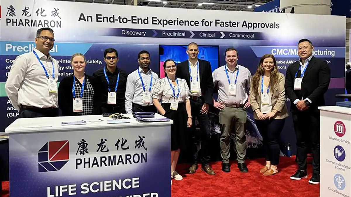 Pharmaro's CGT team of experts at ASGCT 2025 booth promoting cell and gene therapy services across discovery to commercial stages.